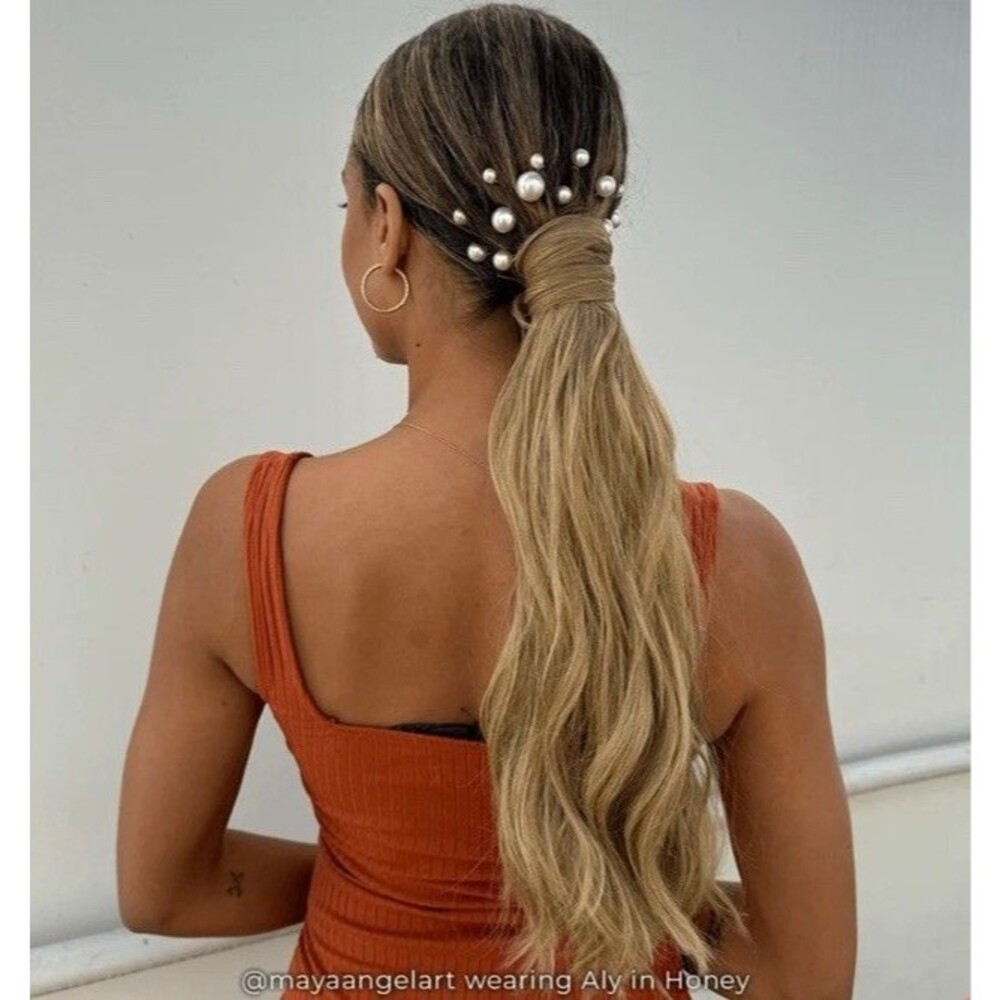 INH Ponytail Extension ALY- Honey 18" mid-length w/ soft beachy waves NEW Unopen